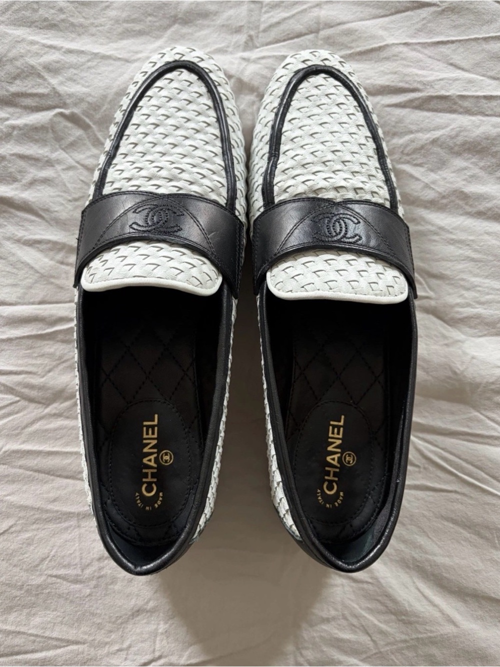 CHANEL CC Penny Loafers Womens White Black Woven Leather Slip On Shoes Size 38C - Picture 3 of 11
